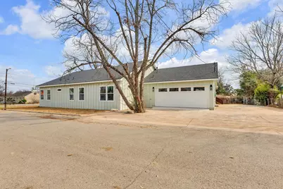 2102 S Church Street, Georgetown, TX 78626 - Photo 26