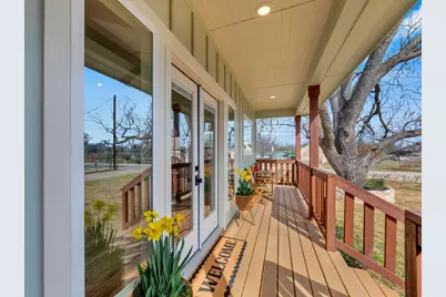 2102 S Church Street, Georgetown, TX 78626 - Photo 12