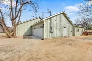 2102 S Church St, Georgetown, TX 78626 - Photo 30