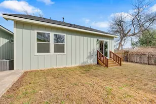 2102 S Church St, Georgetown, TX 78626 - Photo 36