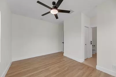 2102 S Church Street, Georgetown, TX 78626 - Photo 18