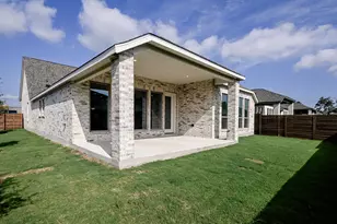 316 Foxfire Cv, Lockhart, TX 78644 - Photo 22