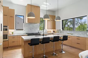 205 Waters View Ct, Dripping Springs, TX 78620 - Photo 10