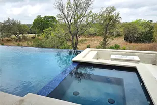 205 Waters View Ct, Dripping Springs, TX 78620 - Photo 4