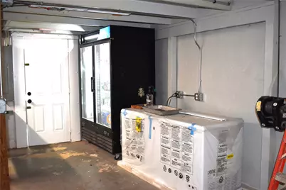 239 N Main Street, Rockdale, TX 76567 - Photo 26