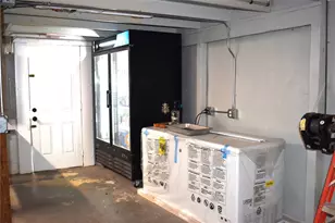 239 N Main St, Rockdale, TX 76567 - Photo 26