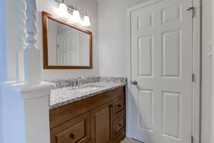 12111 Missel Thrush Ct, Austin, TX 78750 - Photo 18