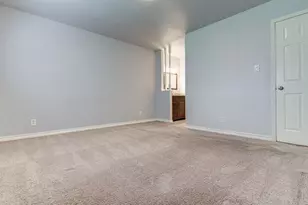 12111 Missel Thrush Ct, Austin, TX 78750 - Photo 18