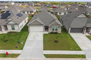 237 Little Grn Trl, Jarrell, TX 76537 - Photo 30