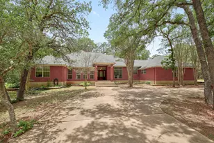 286 Arbors Cir, Elgin, TX 78621 - Photo 1