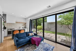 1206 Luna St, Austin, TX 78721 - Photo 14