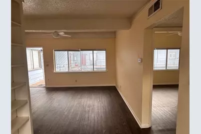 2408 Longview Street #202, Austin, TX 78705 - Photo 6