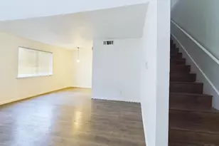 2124 Burton Dr, Austin, TX 78741 - Photo 12