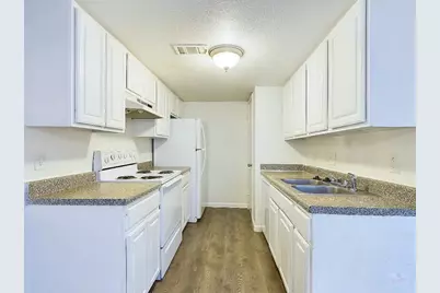 2124 Burton Drive #140, Austin, TX 78741 - Photo 8