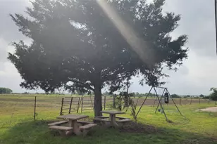 9338 E San Marcos Hwy, Fentress, TX 78622 - Photo 24