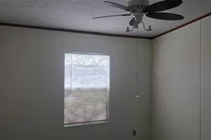 9338 E San Marcos Hwy, Fentress, TX 78622 - Photo 12