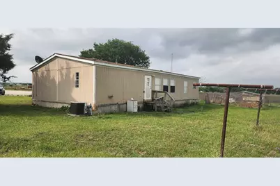 9338 E San Marcos Highway, Fentress, TX 78622 - Photo 2
