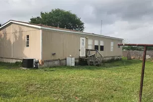 9338 E San Marcos Hwy, Fentress, TX 78622 - Photo 2