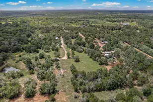 564 Boyd Rd, Red Rock, TX 78662 - Photo 6