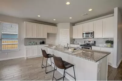 216 Trellis Boulevard, Leander, TX 78641 - Photo 4