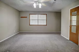 124 Blue Oaks Dr, Cedar Creek, TX 78612 - Photo 24