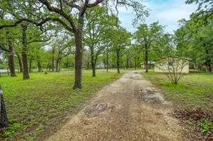 124 Blue Oaks Dr, Cedar Creek, TX 78612 - Photo 2