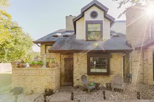 10819 Crown Colony Dr, Austin, TX 78747 - Photo 2