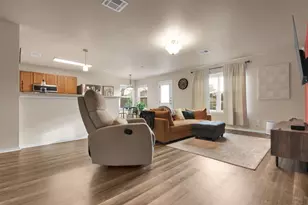 18205 Topsail St, Manor, TX 78653 - Photo 10