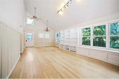 2716 E 22nd Street #A, Austin, TX 78722 - Photo 2