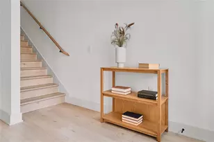 2209 Woodland Ave, Austin, TX 78741 - Photo 12