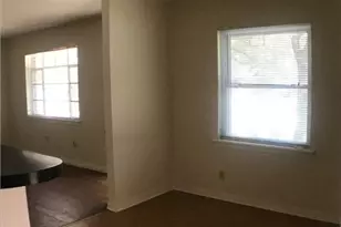 917 Keith Ln, Austin, TX 78705 - Photo 8