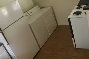 917 Keith Ln, Austin, TX 78705 - Photo 6