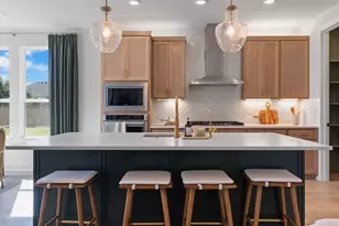 212 Shady Spg Trl, Georgetown, TX 78628 - Photo 4