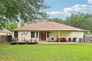 510 Maybrook Dr, Buda, TX 78610 - Photo 28