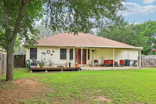510 Maybrook Dr, Buda, TX 78610 - Photo 30
