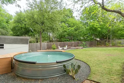 2504 Friar Tuck Lane, Austin, TX 78704 - Photo 6