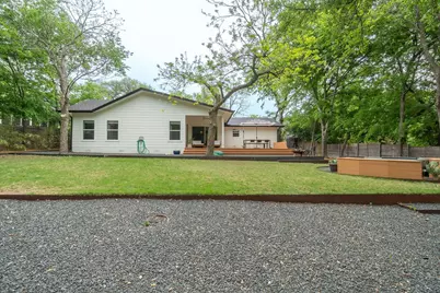 2504 Friar Tuck Lane, Austin, TX 78704 - Photo 2