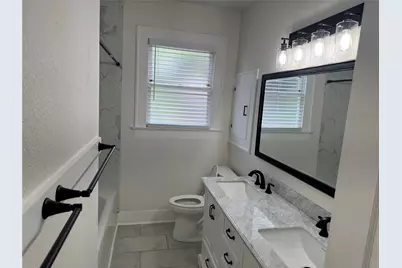 2842 Shoal Crest Avenue, Austin, TX 78705 - Photo 6