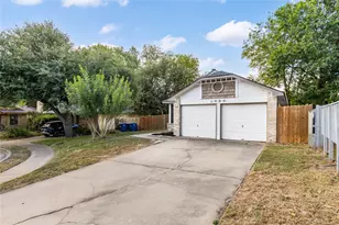 1803 Heatherglen Ln, Austin, TX 78758 - Photo 4