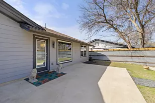 3104 Candlelight Ct, Austin, TX 78757 - Photo 36