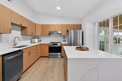 6804 Meadow Run, Austin, TX 78745 - Photo 8