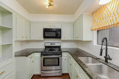 801 E 3rd Street, Georgetown, TX 78626 - Photo 10