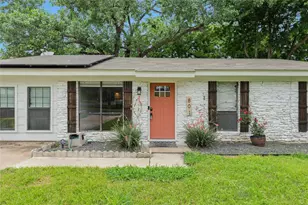 801 E 3rd St, Georgetown, TX 78626 - Photo 26