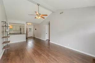 801 E 3rd St, Georgetown, TX 78626 - Photo 4