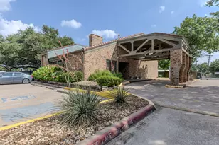 8888 Tallwood Dr, Austin, TX 78759 - Photo 24