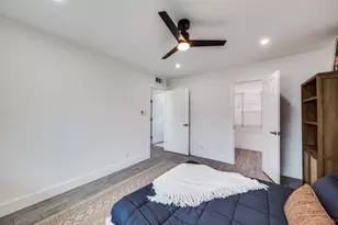 1200 E 52nd St, Austin, TX 78723 - Photo 18
