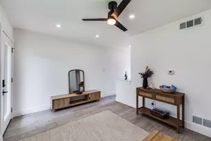 1200 E 52nd St, Austin, TX 78723 - Photo 4
