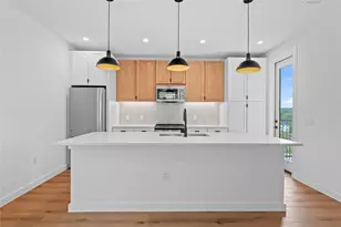 1406 Mason Ave, Austin, TX 78721 - Photo 2