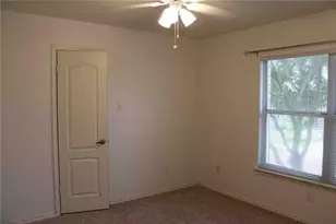 6608 Marble Creek Loop, Austin, TX 78747 - Photo 10