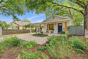 1122 Gunter St, Austin, TX 78702 - Photo 1